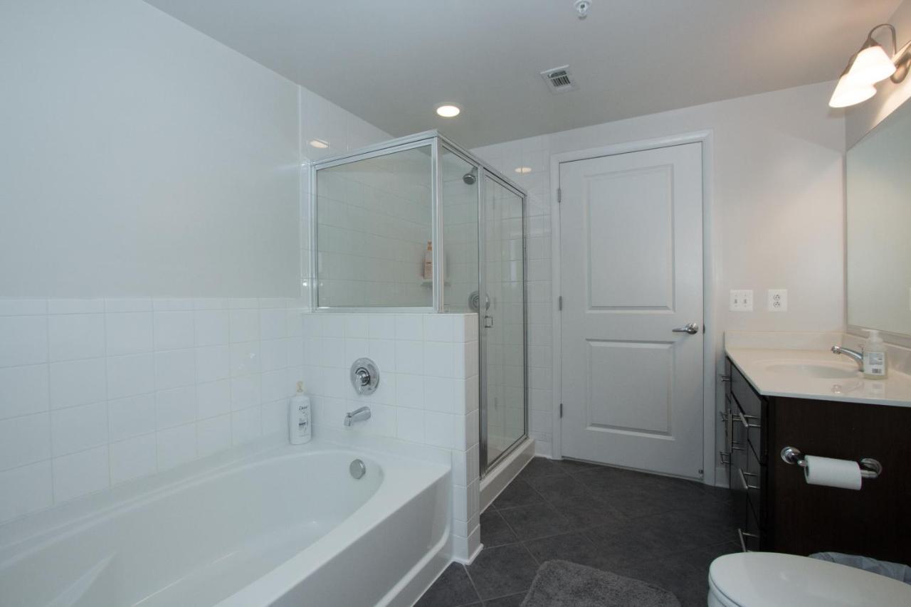 Pentagon City Luxury Apartment Арлінгтон Екстер'єр фото